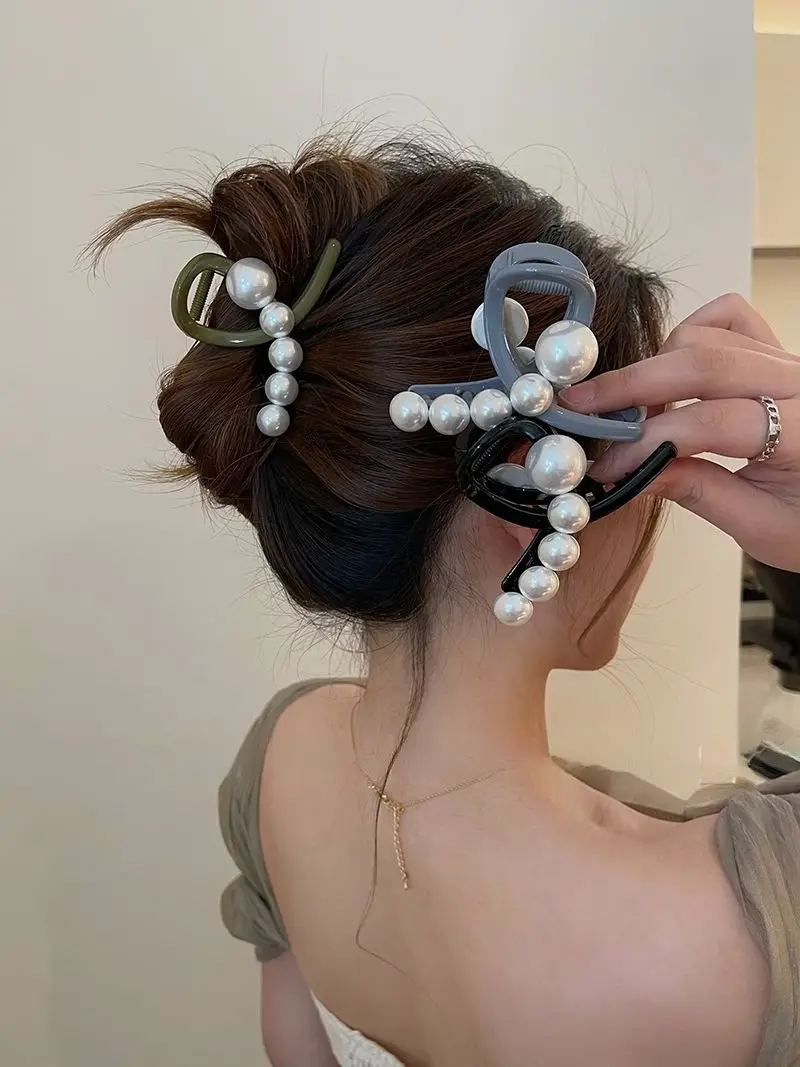 Acrylic Pearl Hairpin Women's Head Back Shark Clip Medium Hairpin - Image 7