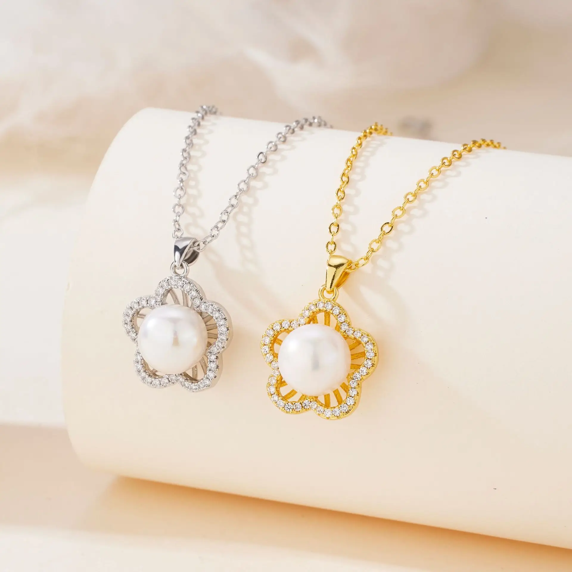 Women's Pearl Pendant Set with Zircon & Gold Chain - Image 2