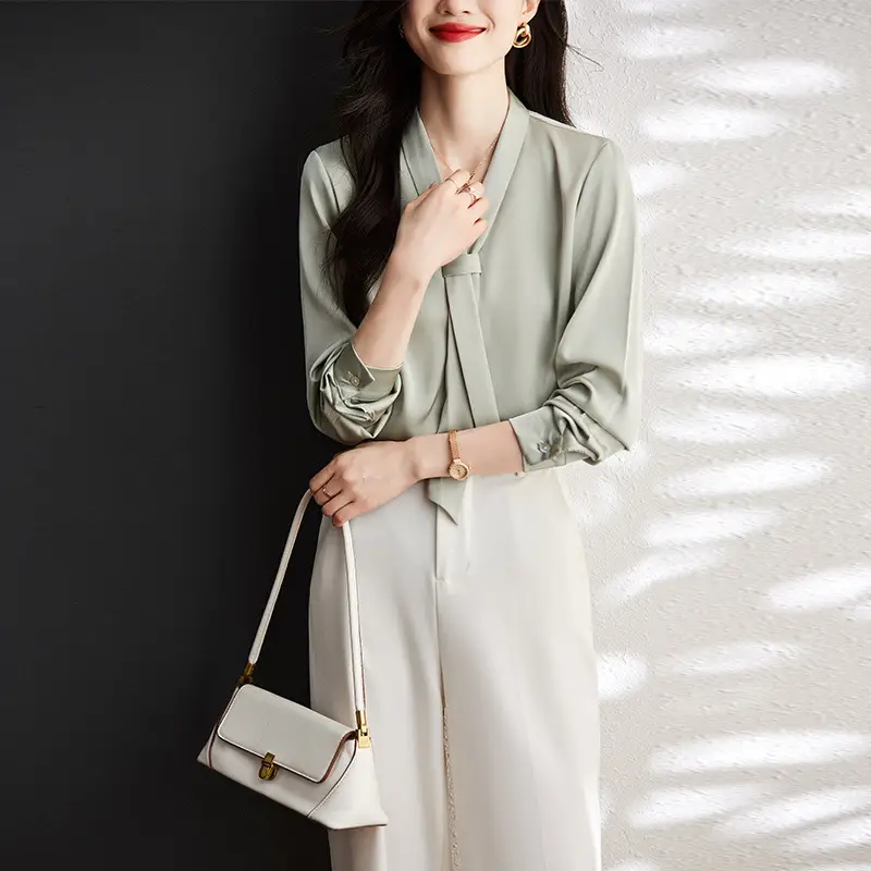 Women's Green Shirt + Black Pants Set V-Neck Business Wear - Image 5