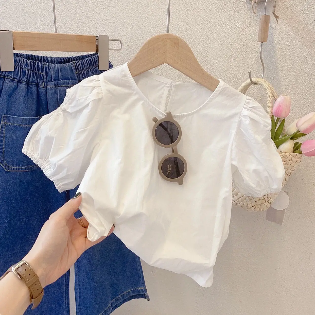 Girls Denim 3-Piece Suit Blue White Puff Sleeves — feature 4