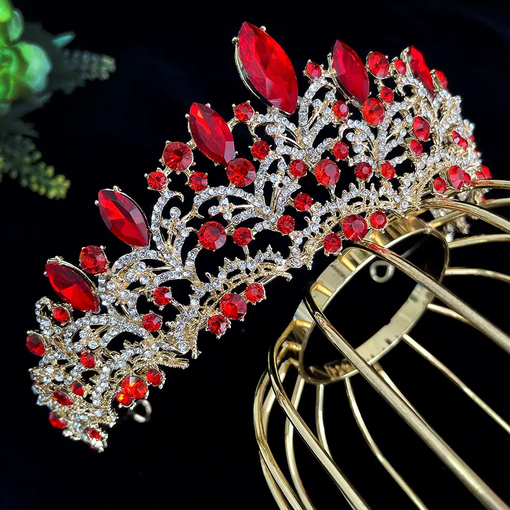 Luxury Rhinestone Headband for Bridal & Birthday Wear - Image 9
