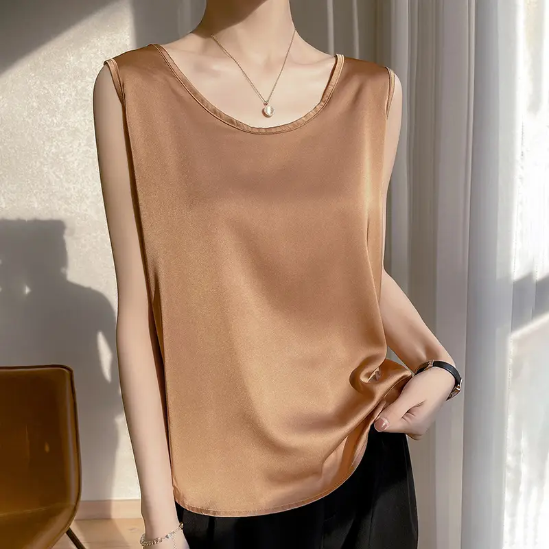 Women's Red Ice Silk Camisole Large Size - Image 12