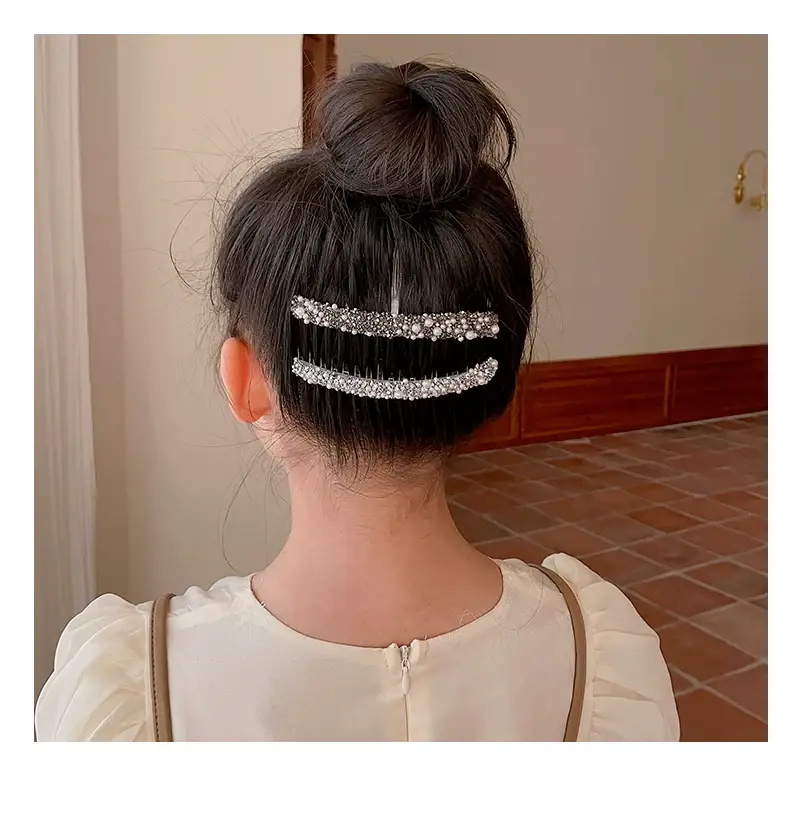 Transparent Hair Comb with Pearl & Diamond Design for Girls — feature 9