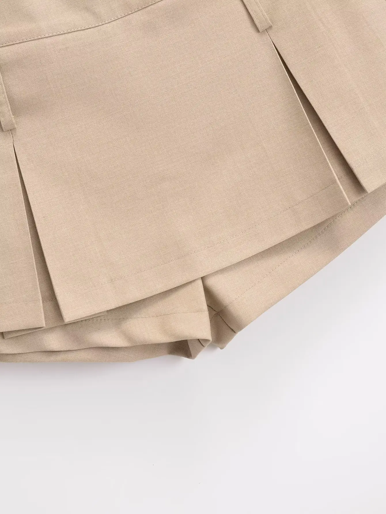 European American Style Summer Pleated Skirt Suit — feature 9