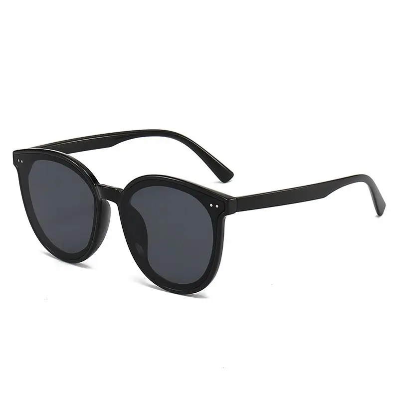 Women Sunglasses LC Style Black Polarized UV400 - Image 6