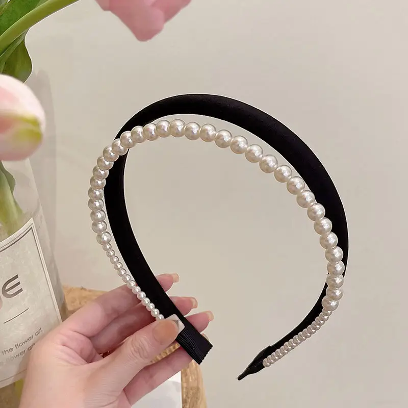 Pearl High Skull Headband for Women Black