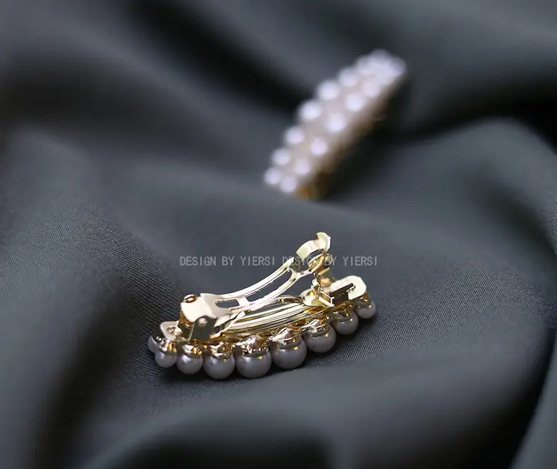 Women's Pearl Hair Clip for Spring with Side Bangs — feature 14