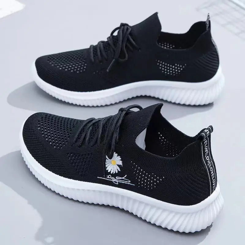 One-piece flying woven casual shoes fashion Sports women's shoes Korean style versatile shoes women's cross-border women's shoes wholesale