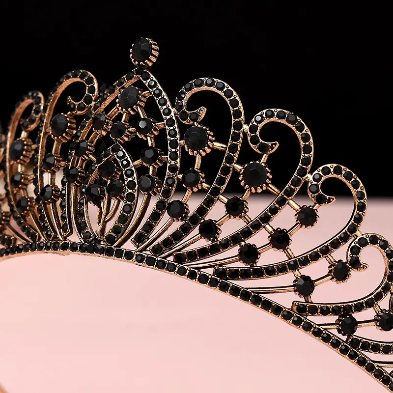 Luxury Crystal Korean Bridal Crown Bar for Girls — feature 3