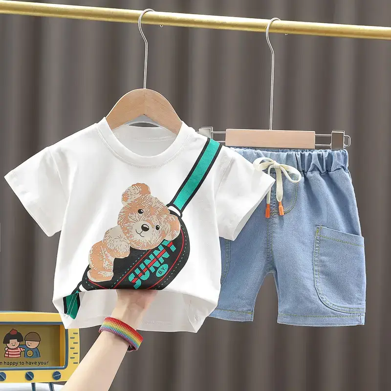 Wu Xiaoqi Kids Red Bear Print Shorts Set 2024 — feature 5