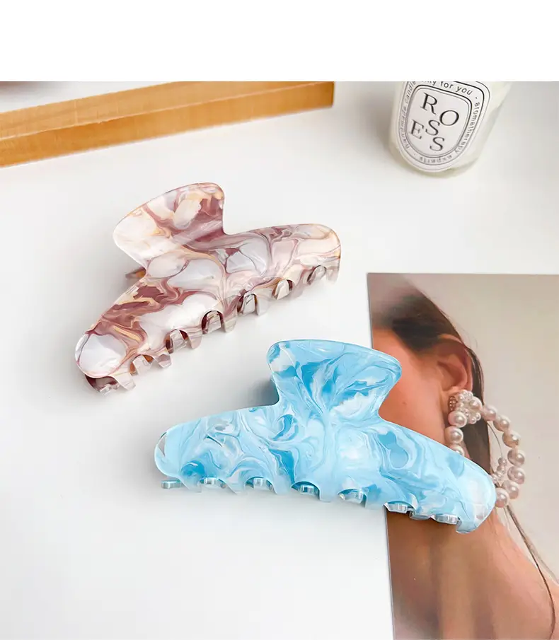 Elegant Green Shark Hair Clip for Women — feature 7