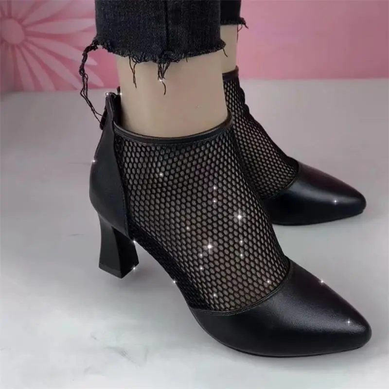 Women's Black Mesh Heel Boots Mid Height 2023 — feature 6