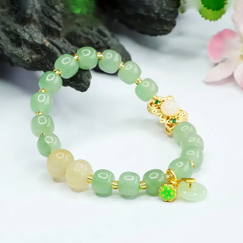 Green Jade Bracelet with Pumpkin & Palace Beads