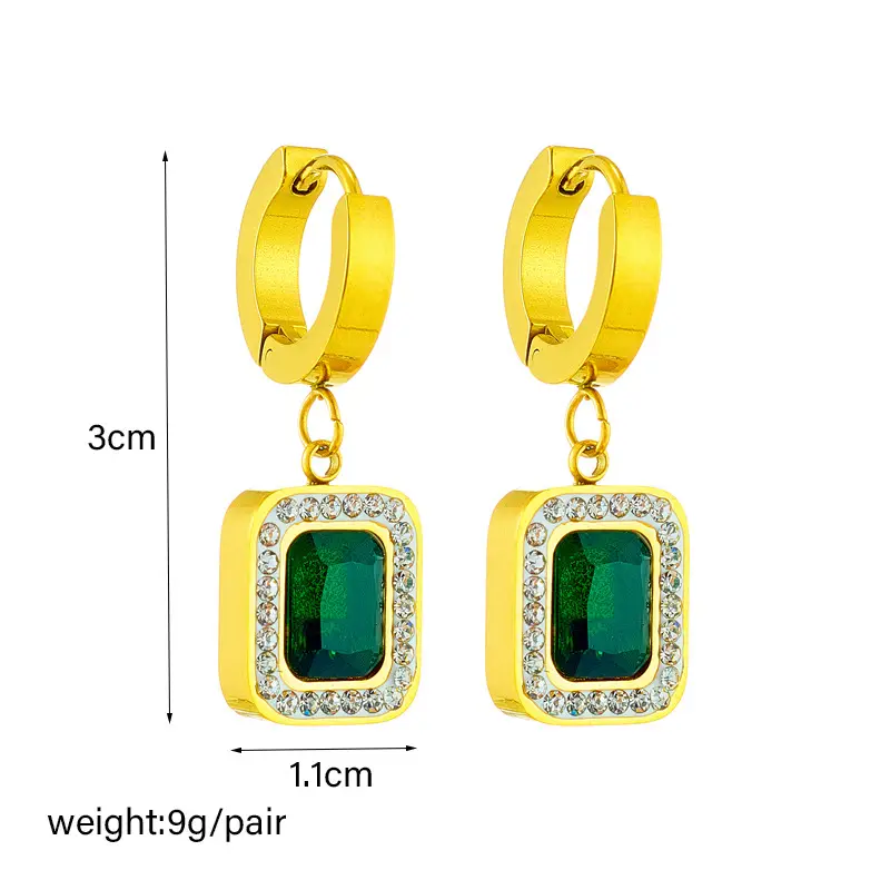 Gold Pendant Necklace with Emerald Cube Zircon & Pearl Chain — feature 12