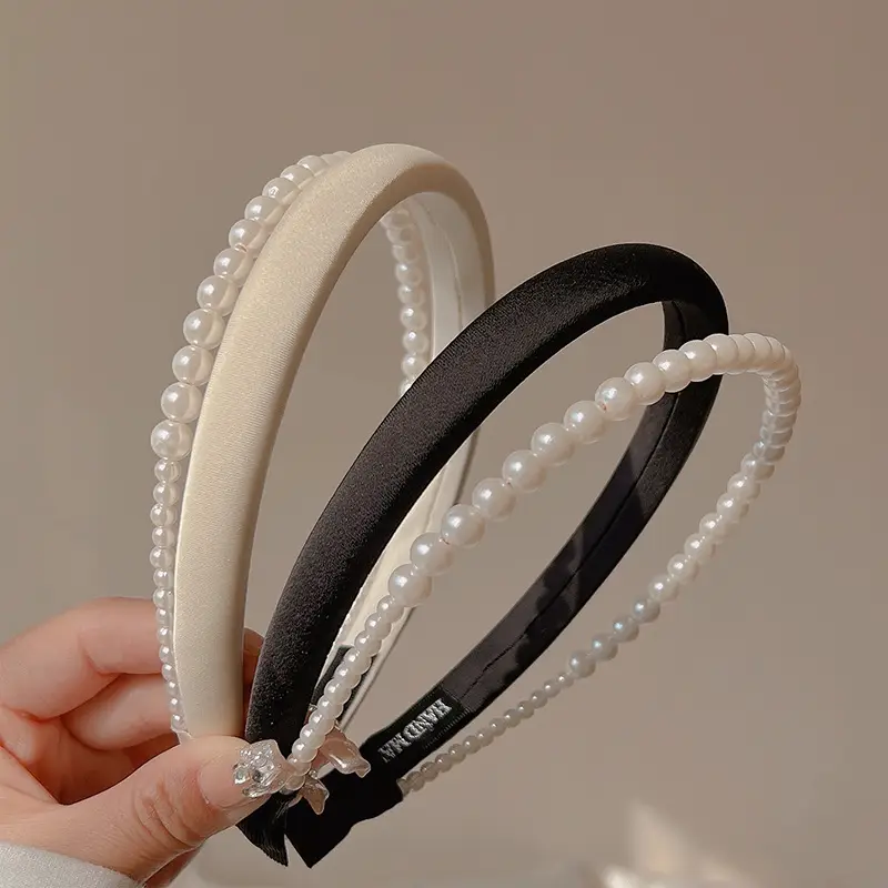 Pearl High Skull Top Headband for Women 2023 — feature 3