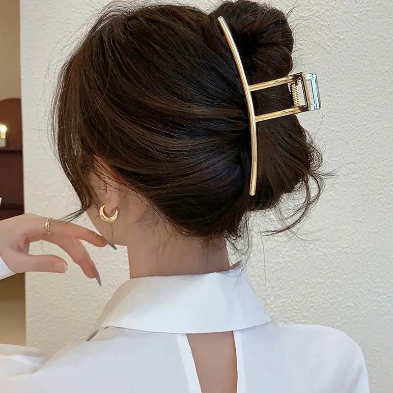 Gold T-Shape Hair Clip for Women — feature 11