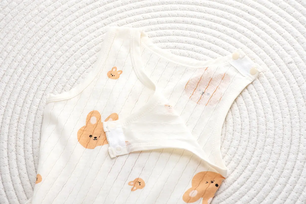 Baby Cotton Vest with Bear Embroidery & Bone Closure — feature 22
