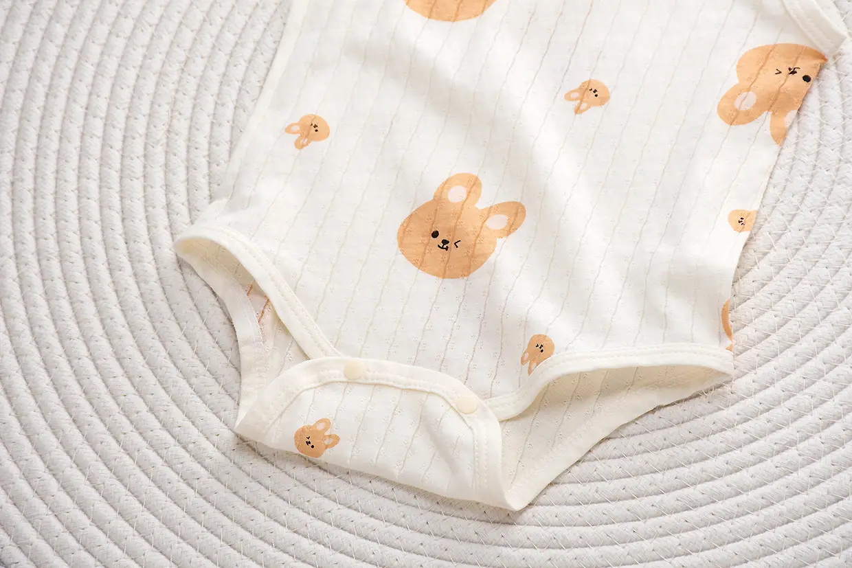 Baby Cotton Vest with Bear Embroidery & Bone Closure — feature 23