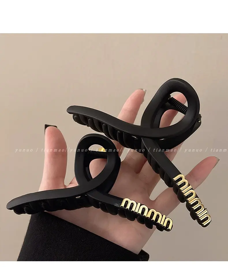 South Korea Letter Black Hairpin Women's Large Size — feature 3