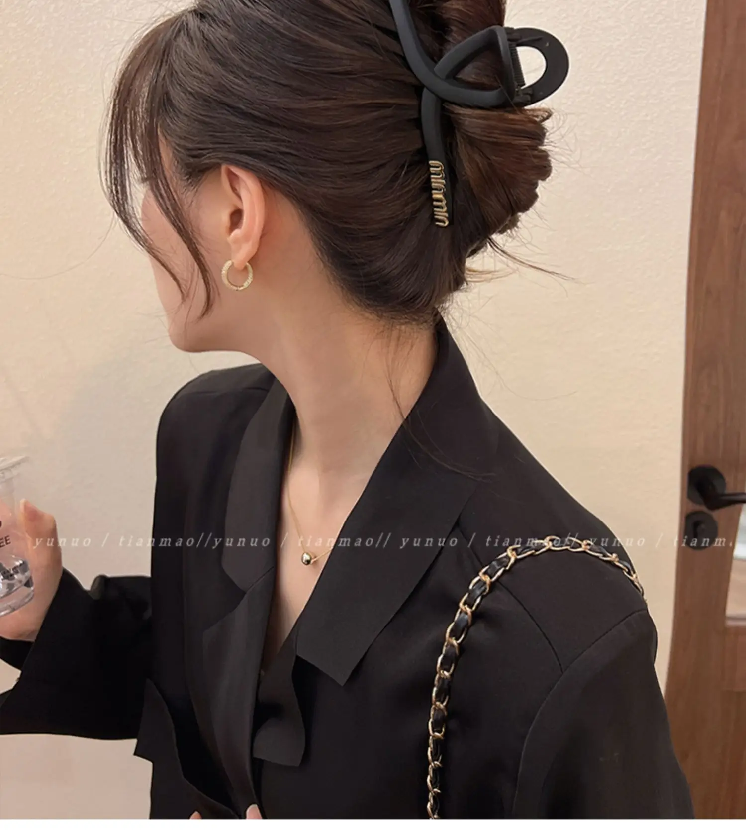 South Korea Letter Black Hairpin Women's Large Size — feature 9