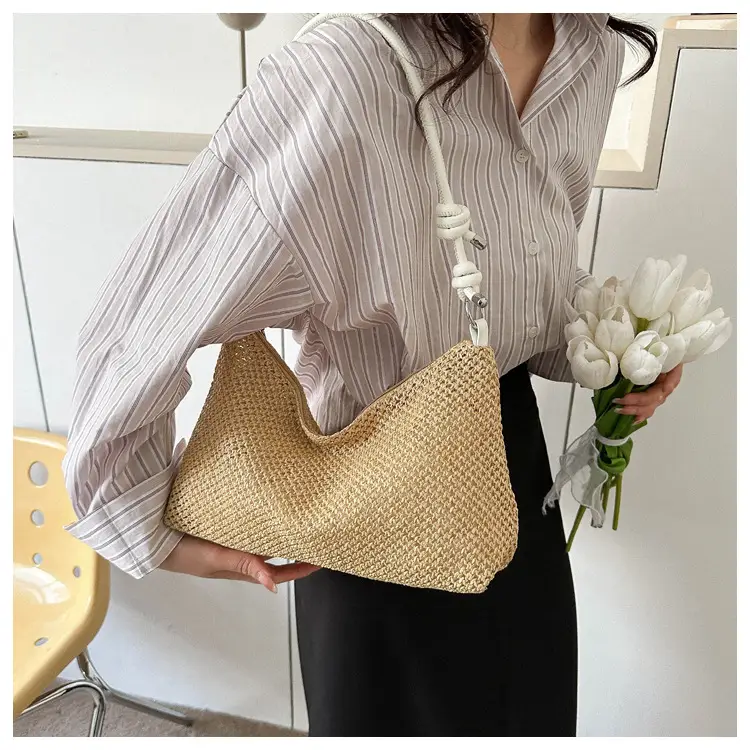 Women's Straw Woven Shoulder Bag Summer 2023 — feature 13