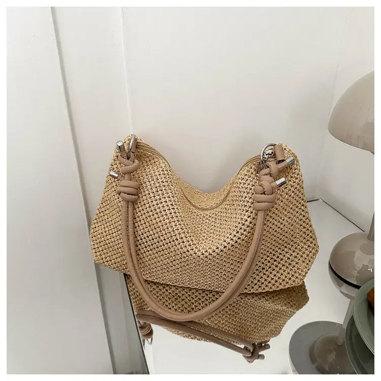 Women's Straw Woven Shoulder Bag Summer 2023 — feature 14