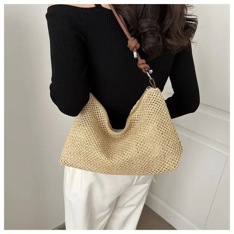 Women's Straw Woven Shoulder Bag Summer 2023 — feature 8