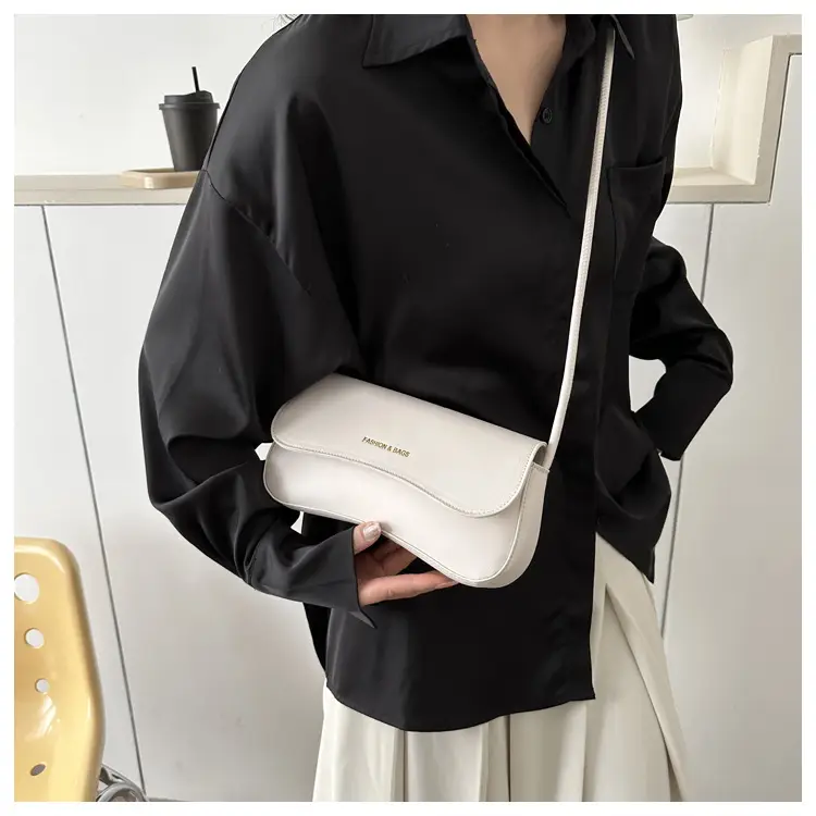 Green Women's Crossbody Bag 2023 Spring — feature 10