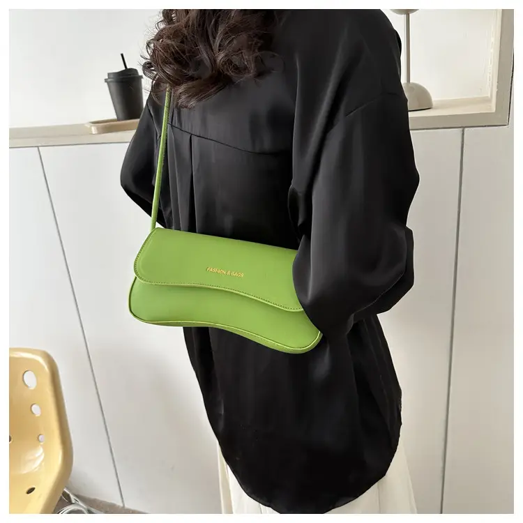 Green Women's Crossbody Bag 2023 Spring — feature 12