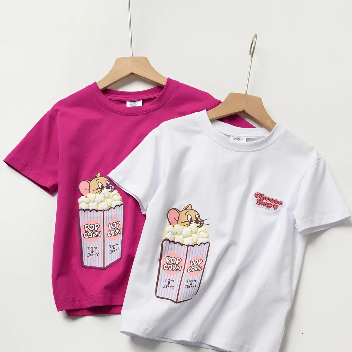 Tom and Jerry Cotton Cartoon T-Shirt Pink Large - Image 5