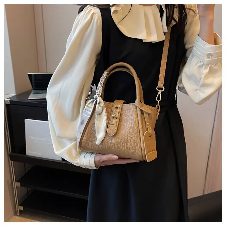Blue Leather Shoulder Messenger Bag for Women 2023 — feature 23