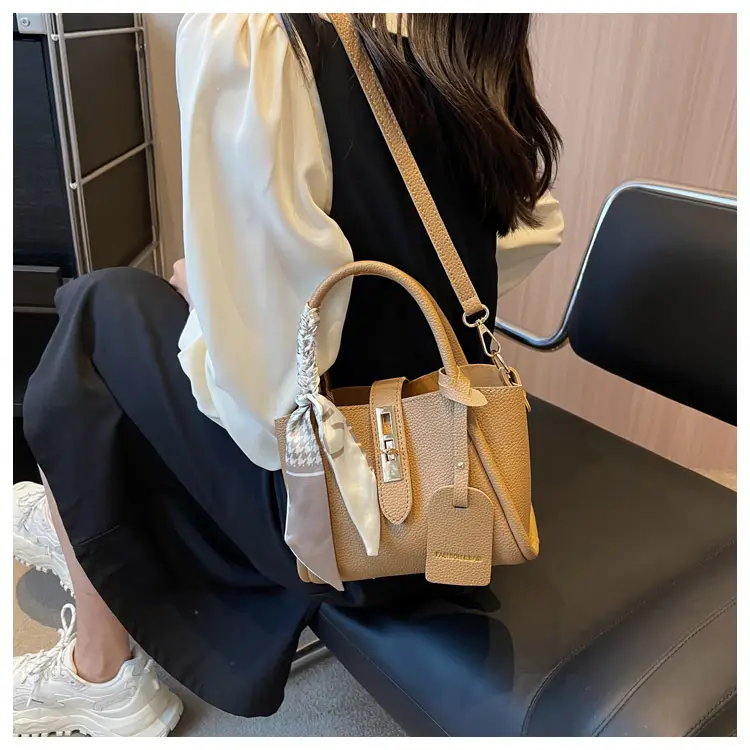 Blue Leather Shoulder Messenger Bag for Women 2023 — feature 24