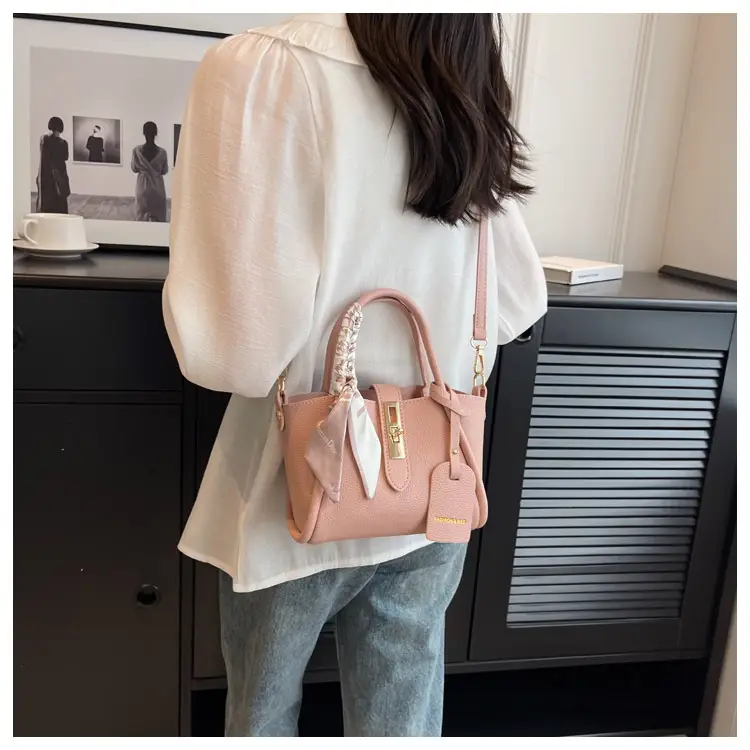 Blue Leather Shoulder Messenger Bag for Women 2023 — feature 27