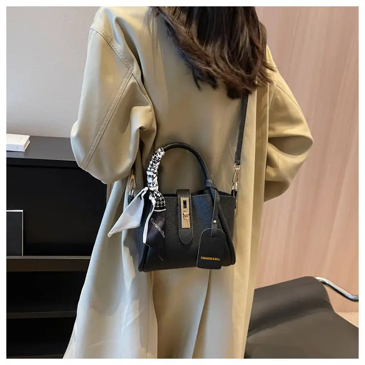 Blue Leather Shoulder Messenger Bag for Women 2023 — feature 42