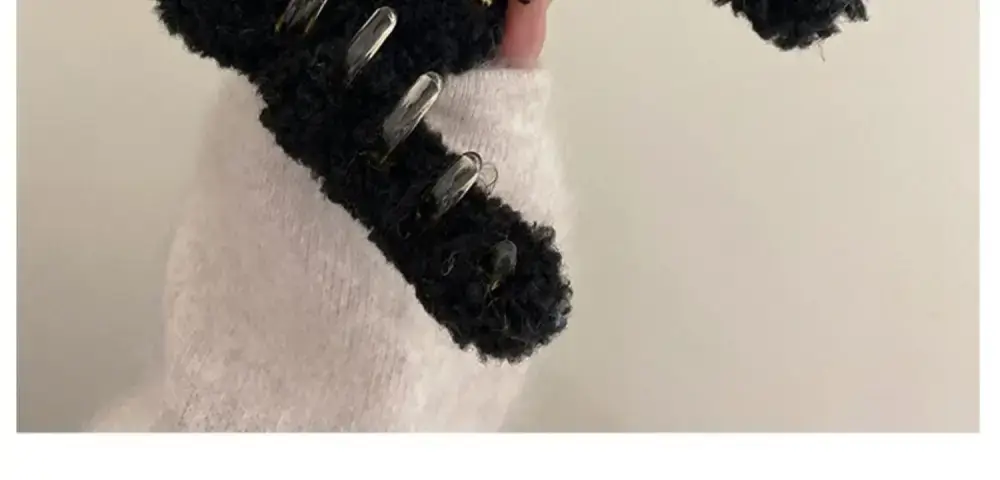 Plush Hair Clip for Women Large Shark Clip Autumn Winter — feature 22