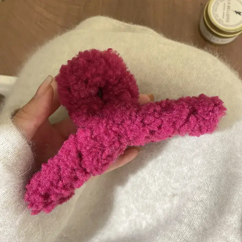 Plush Hair Clip for Women Large Shark Clip Autumn Winter - Image 2