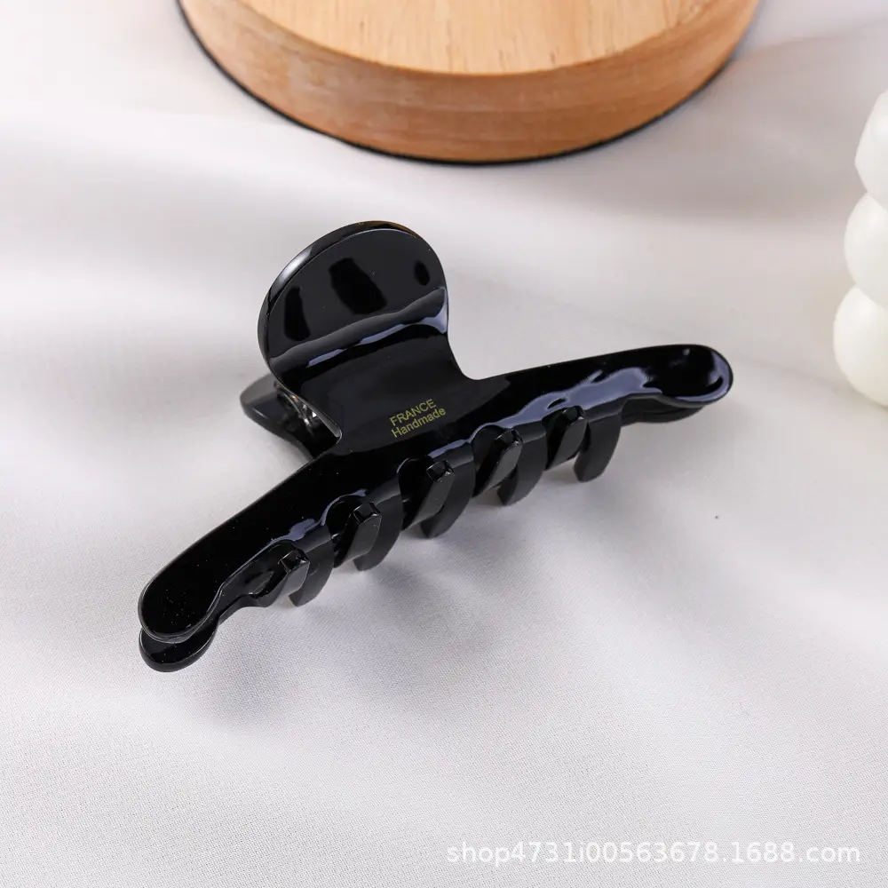 Elegant Acetic Acid Hair Clip for Women Medium Size