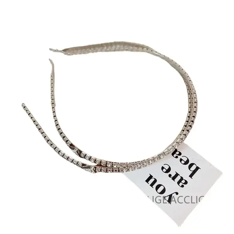 High-end Flash Diamond Triangle Headband for Women - Image 6