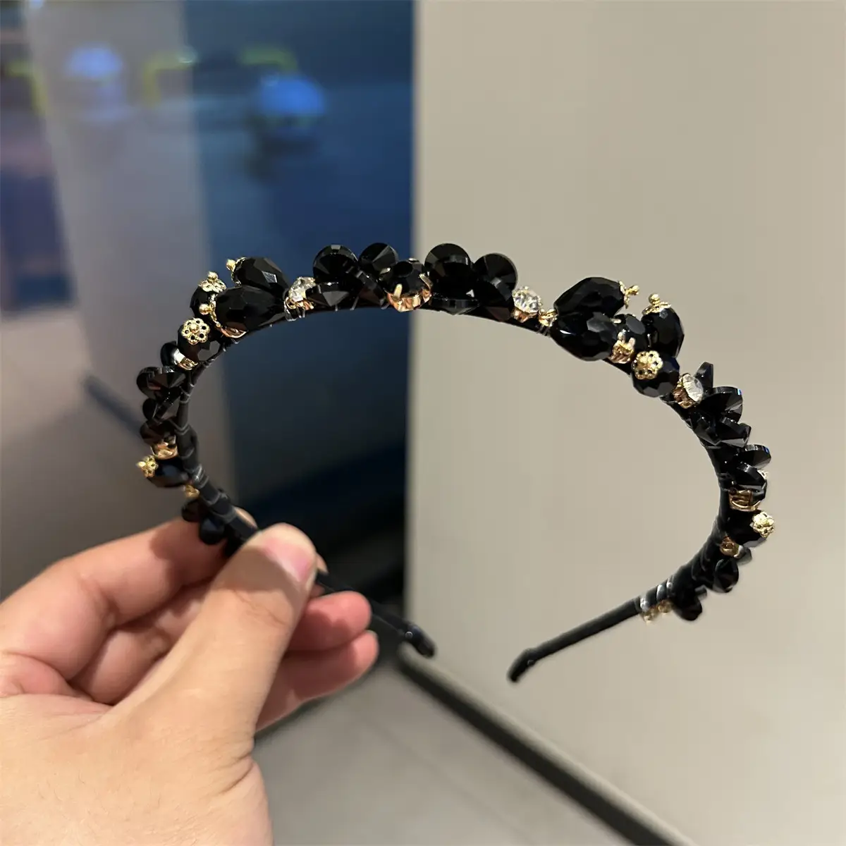 Crystal Black Diamond Hairband for Women - Image 13