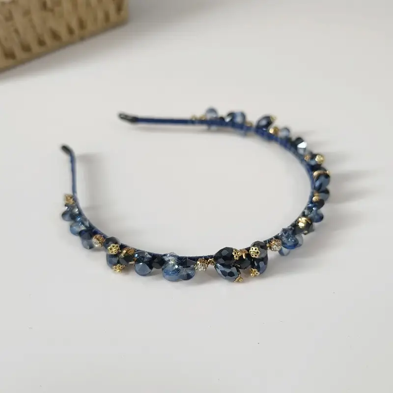 Crystal Black Diamond Hairband for Women - Image 3