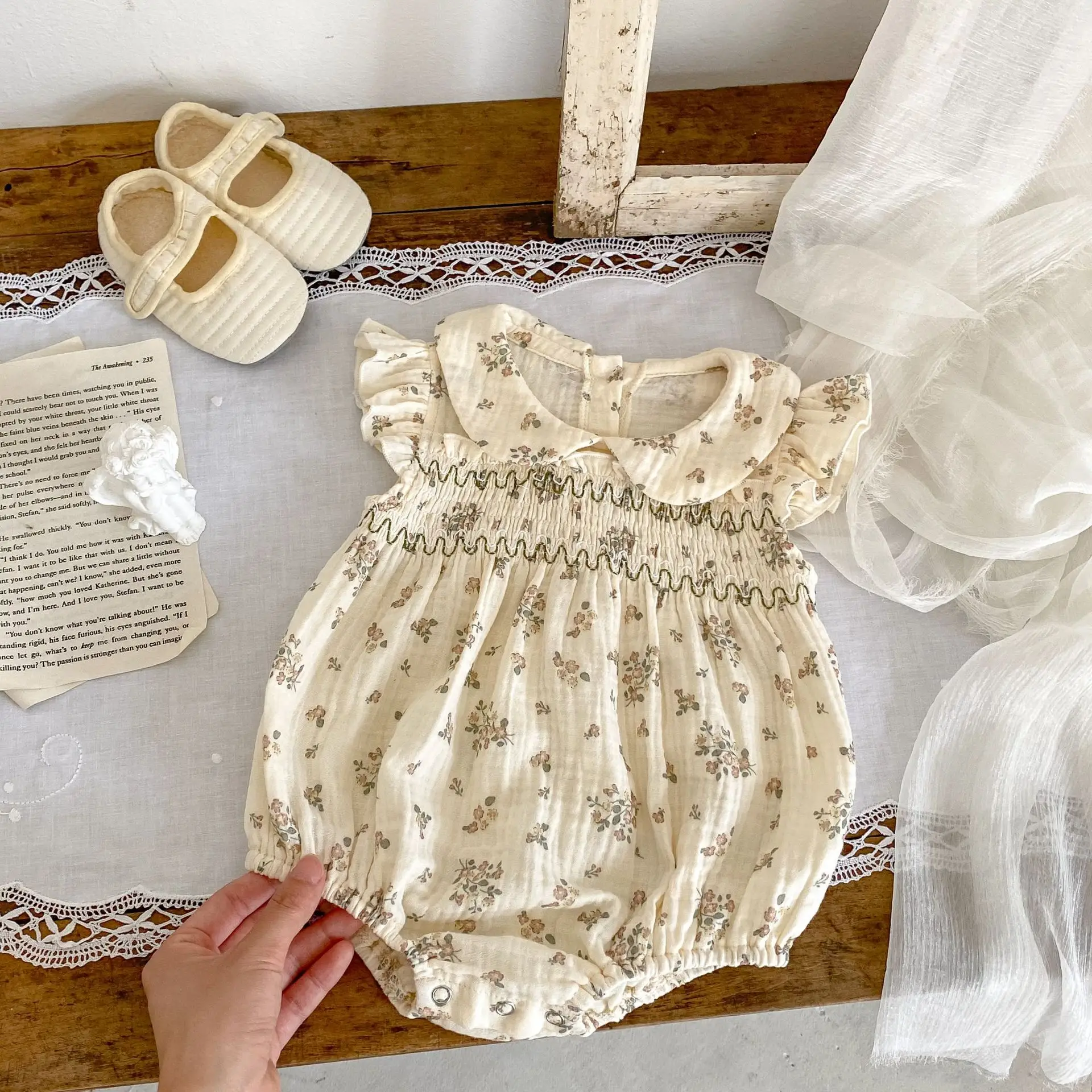 Baby Girl Siamese Floral Collar Dress with Flying Sleeve - Image 4