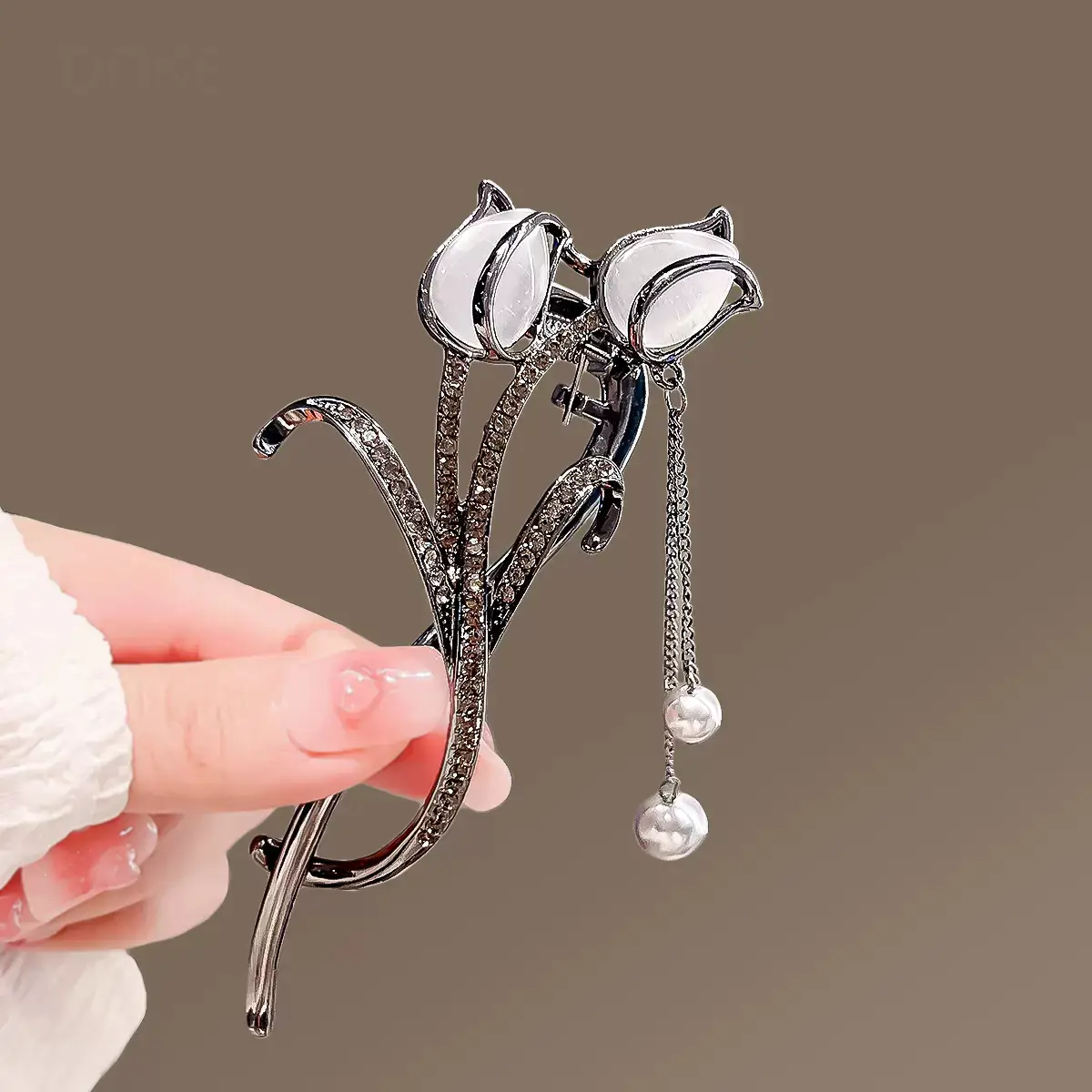 Elegant Cat's Eye Tulip Hairpin Clip with Pearl Drop