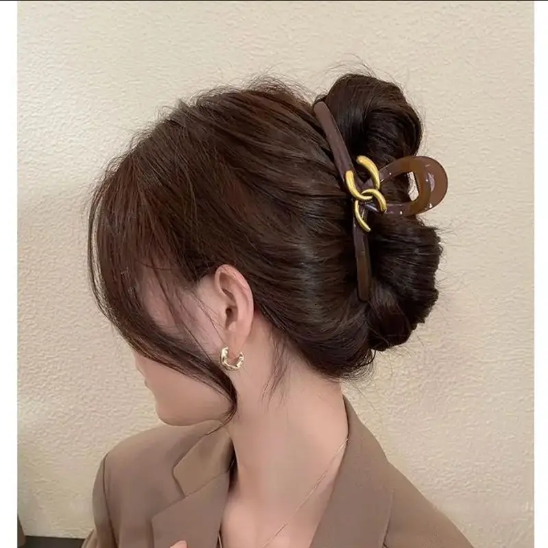 Oversized Black Frosted Shark Hairpin for Women 13cm - Image 19