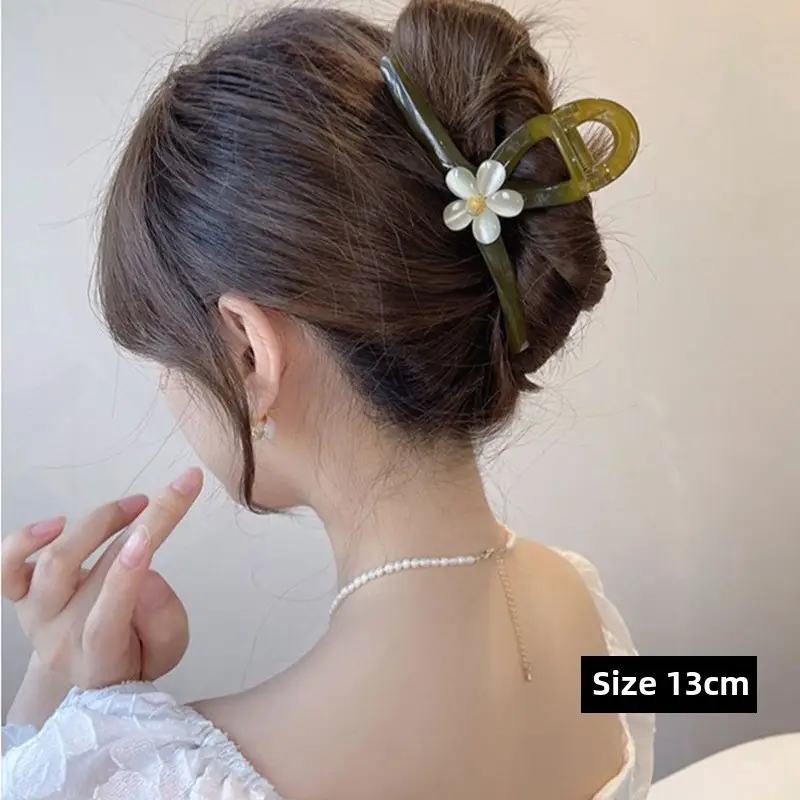 Oversized Black Frosted Shark Hairpin for Women 13cm - Image 23