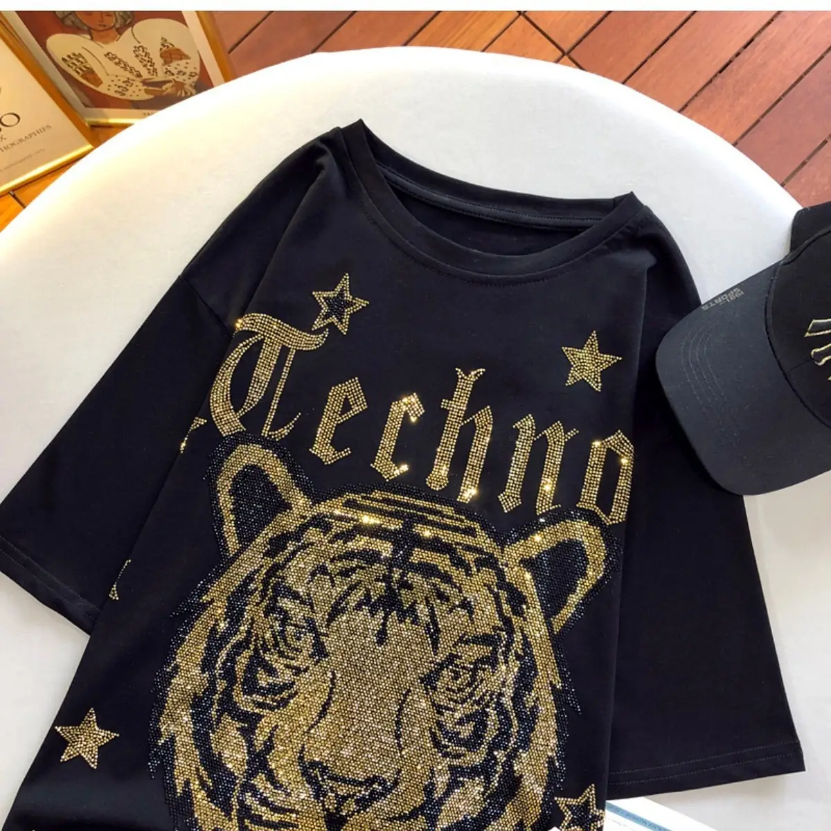 Women's Black Heavy Diamond Tiger Head T-Shirt — feature 3