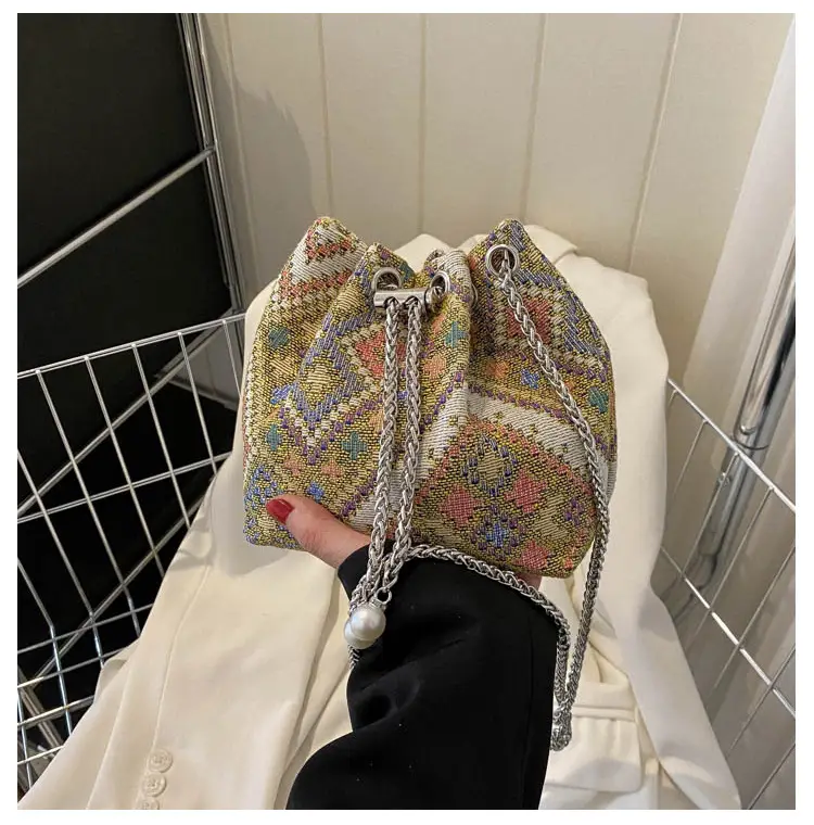 Women's Blue White Chain Crossbody Bag 2023 Spring Summer — feature 21