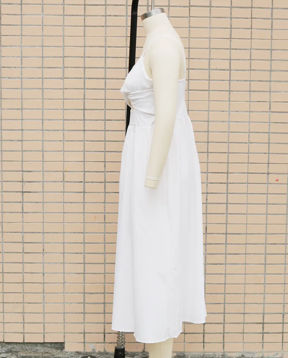 2023 New Fashion Women's Pink Sling Dress with High Slit — feature 27