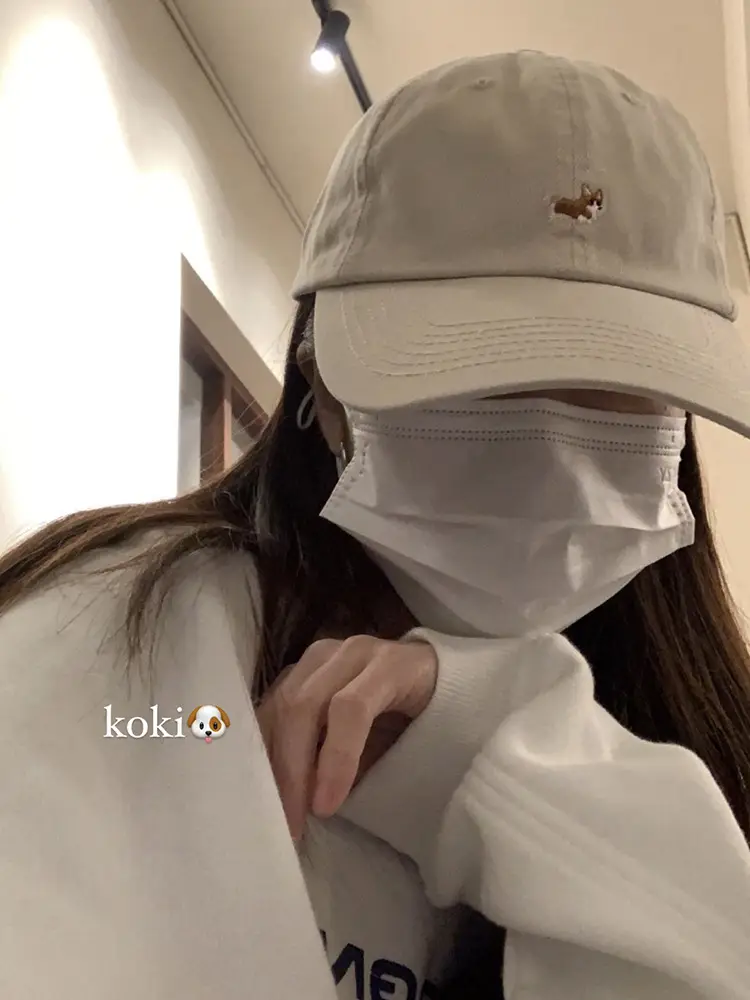 Women's Korean-style Baseball Cap with Embroidered Design — feature 13