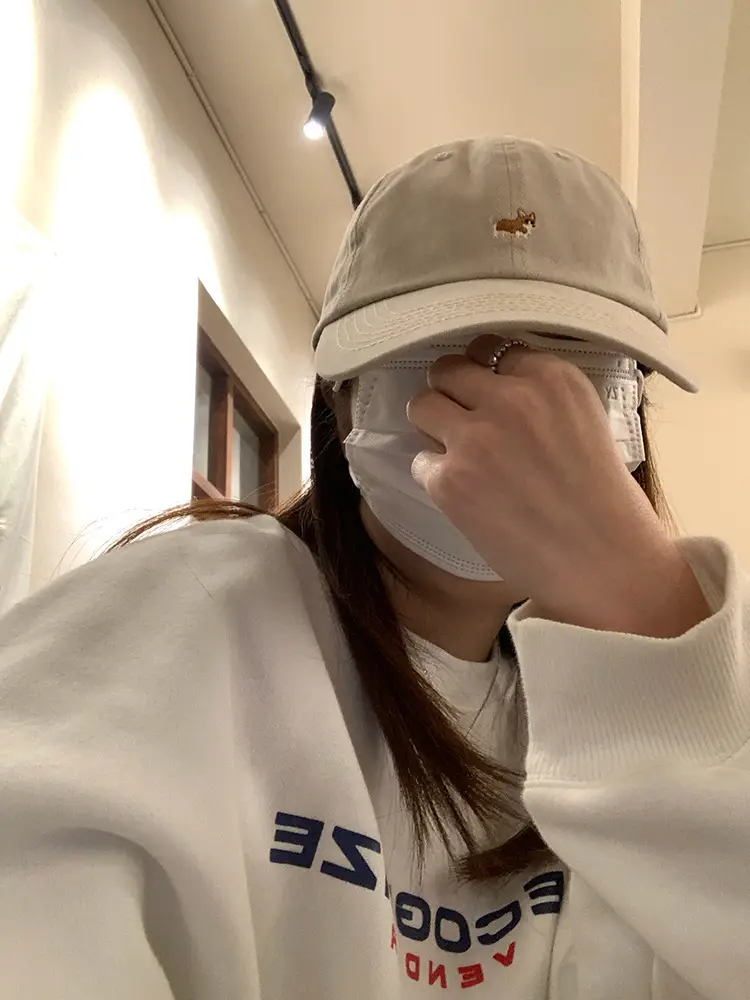 Women's Korean-style Baseball Cap with Embroidered Design — feature 15
