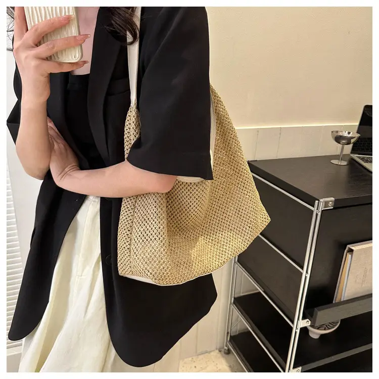 Women Woven Straw Bag Large Capacity Vintage Style — feature 24